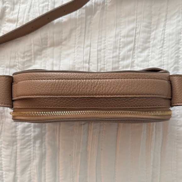 Cuyana Top Handle Leather Crossbody Bag - Picture 7 of 13